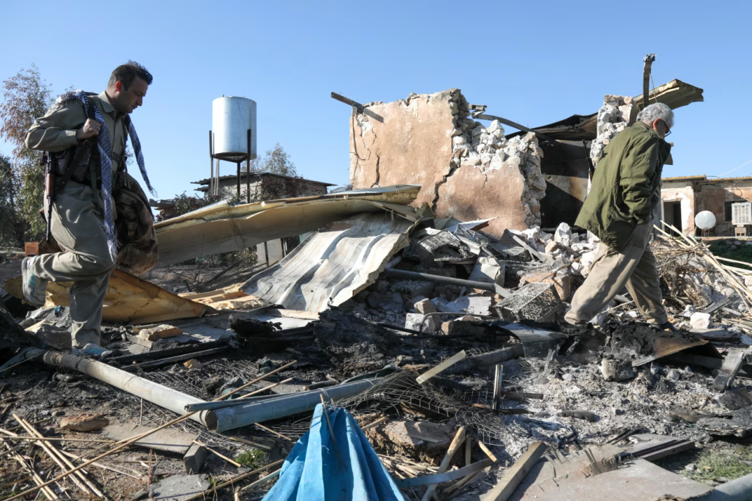 ▎2026年3月5日,伊朗军方打击了伊拉克库尔德自治区内的库尔德武装基地。图源:盖蒂图片社