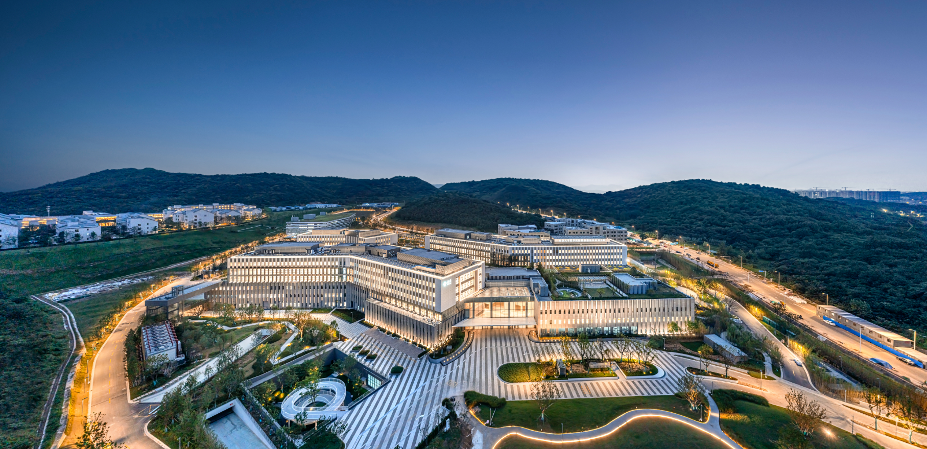 泰康仙林鼓楼医院获评国家三级甲等综合医院 加速长寿医疗建设