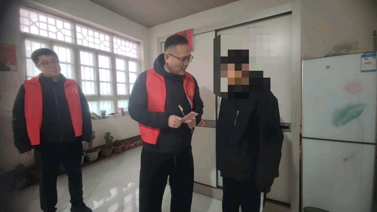 聊城先锋志愿者开展“一老一小”走访慰问志愿服务