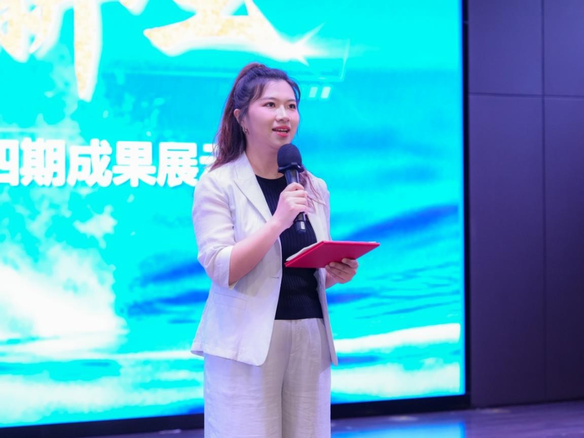 青年干部担当“未来推介官” ——大浪街道“战训分队”以“场景推介会”交出别样答卷