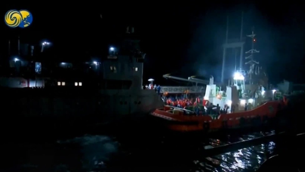 伊朗“布什尔”号军舰靠泊斯里兰卡港口，200余船员转移至斯海军营地