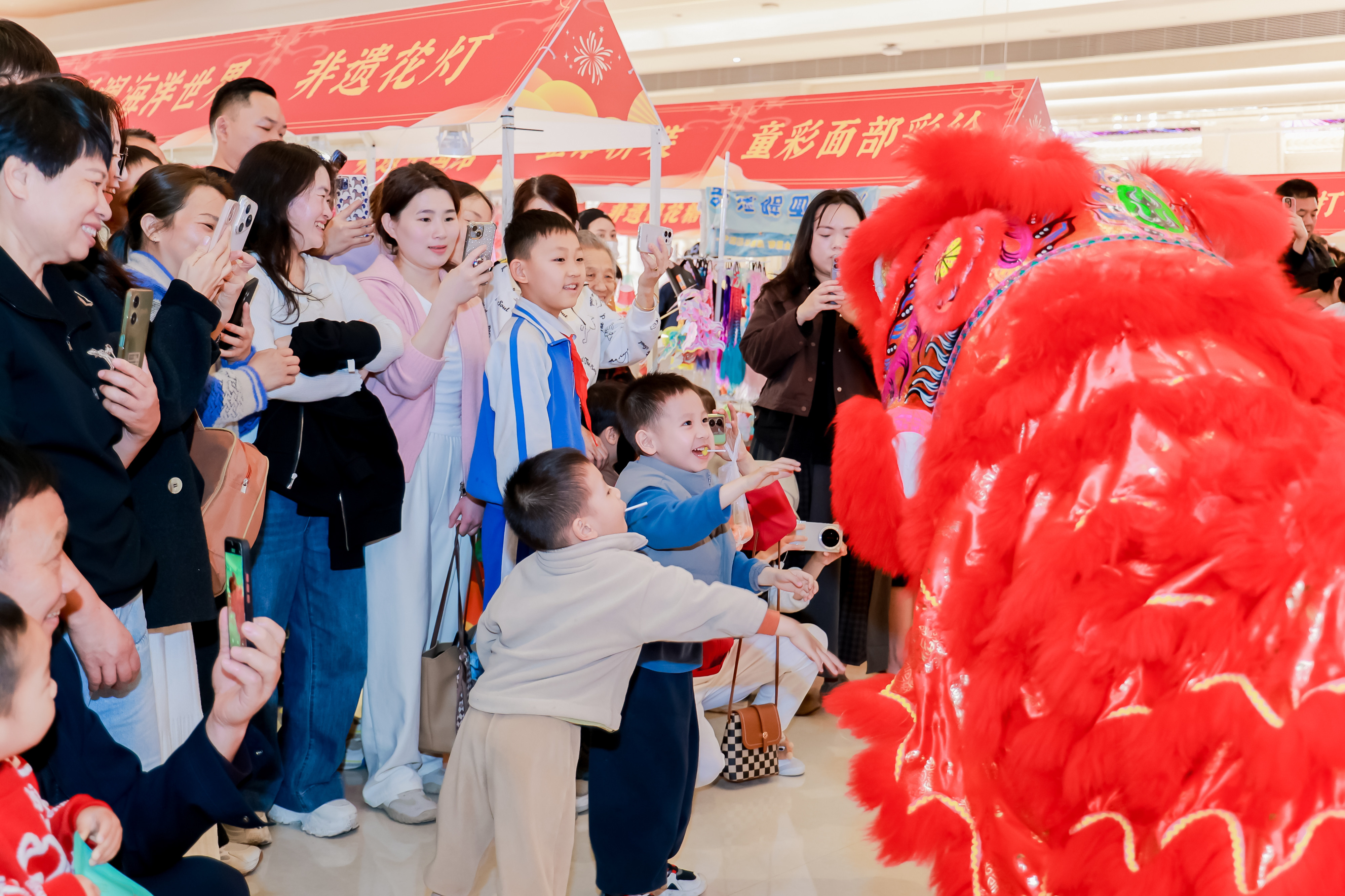龙马精神，上元启新！“中国年&middot;世界年”龙华区欢乐闹元宵活动火热出圈
