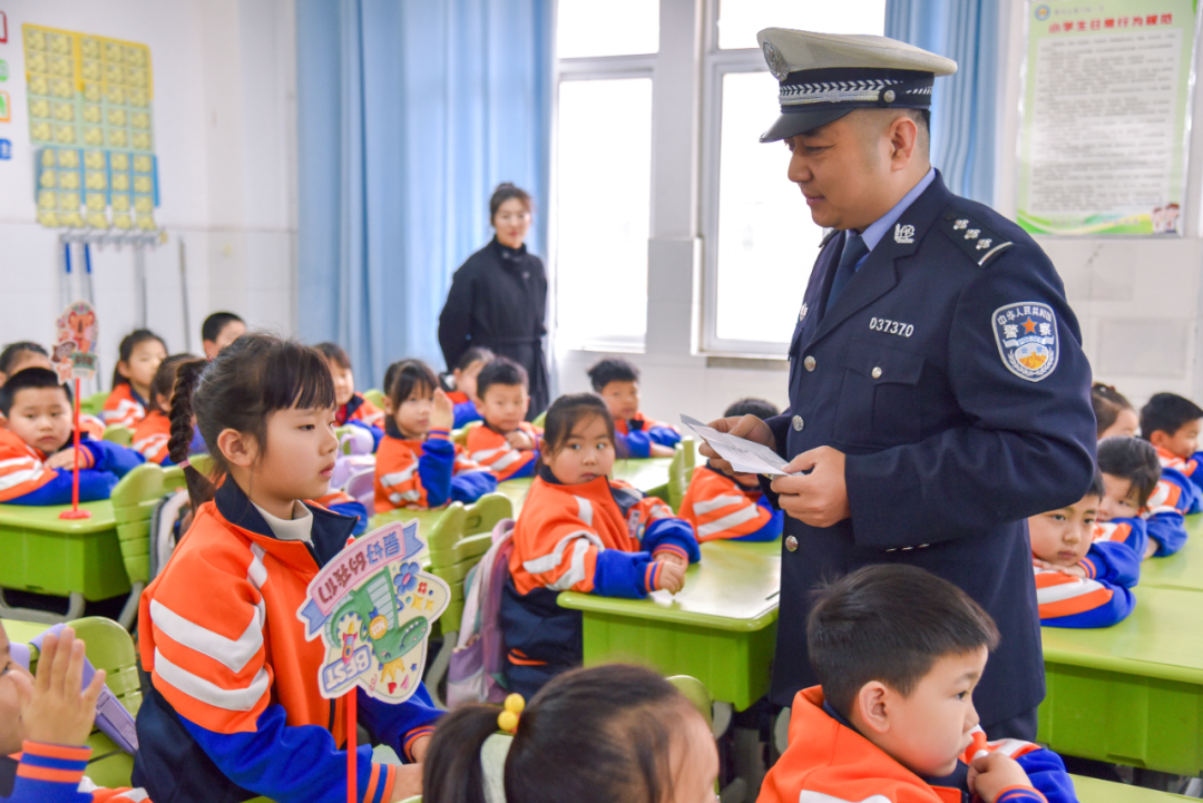 开学第一课丨枣庄：行走的“百变”大思政课