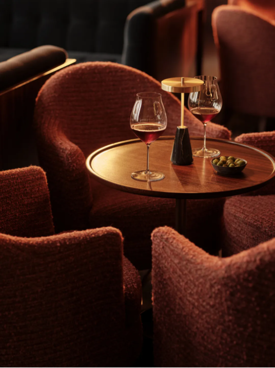 当囚室变温泉,法庭成会客厅,这些酒店太会玩!