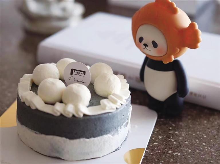 蛋糕店元宵限定“汤圆蛋糕”