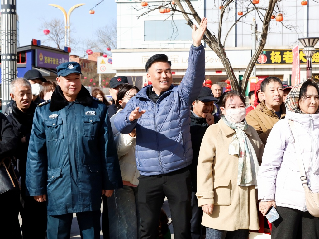 文化惠民闹元宵 百姓舞台暖民心