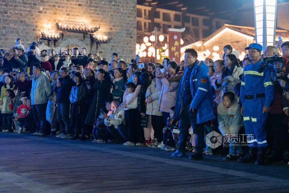 江西金溪：非遗闹元宵（图）