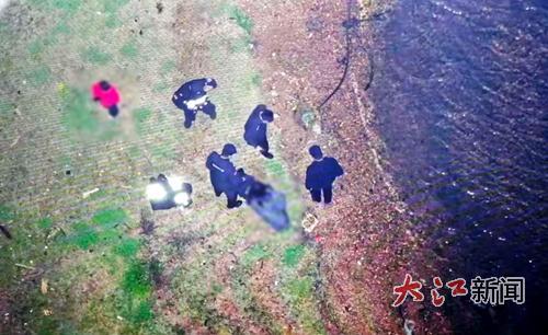 特巡警队员成功救上轻生女子