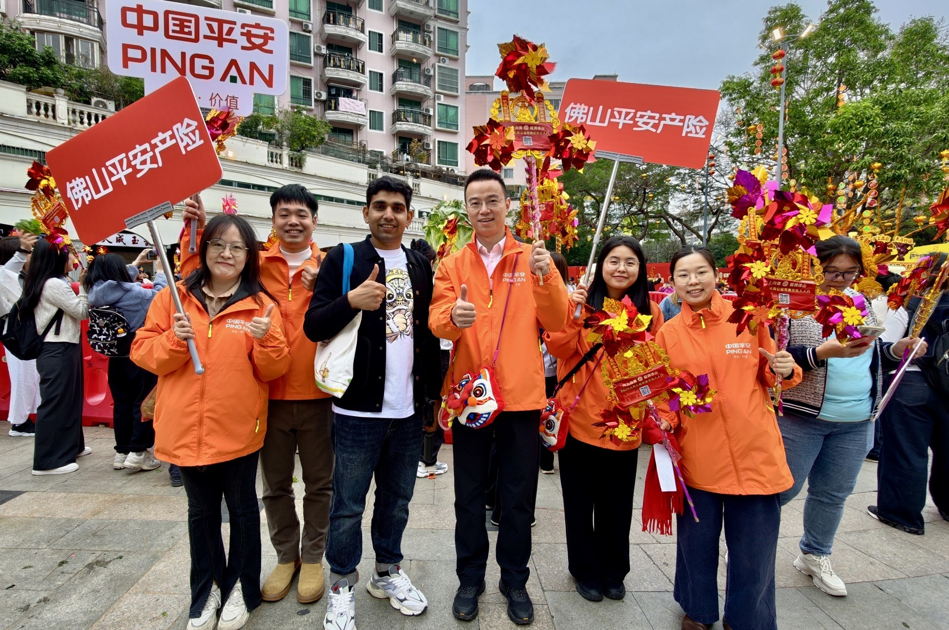 平安产险佛山分公司:开展“3·15”金融教育宣传活动之“行通济·守权益”民俗巡游活动