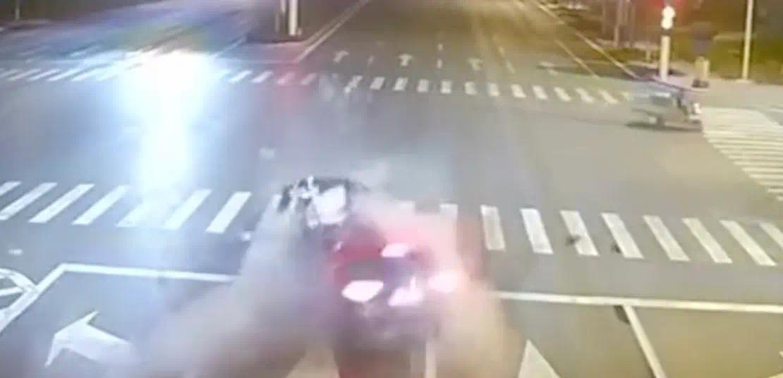 (案地有发监控摄像)