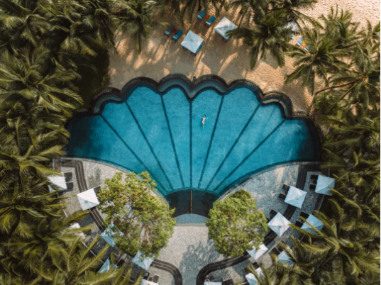 当囚室变温泉,法庭成会客厅,这些酒店太会玩!