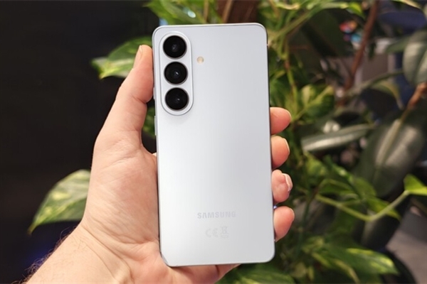 全球首款2nm旗舰卖爆!三星Galaxy S26系列销量突破150万台