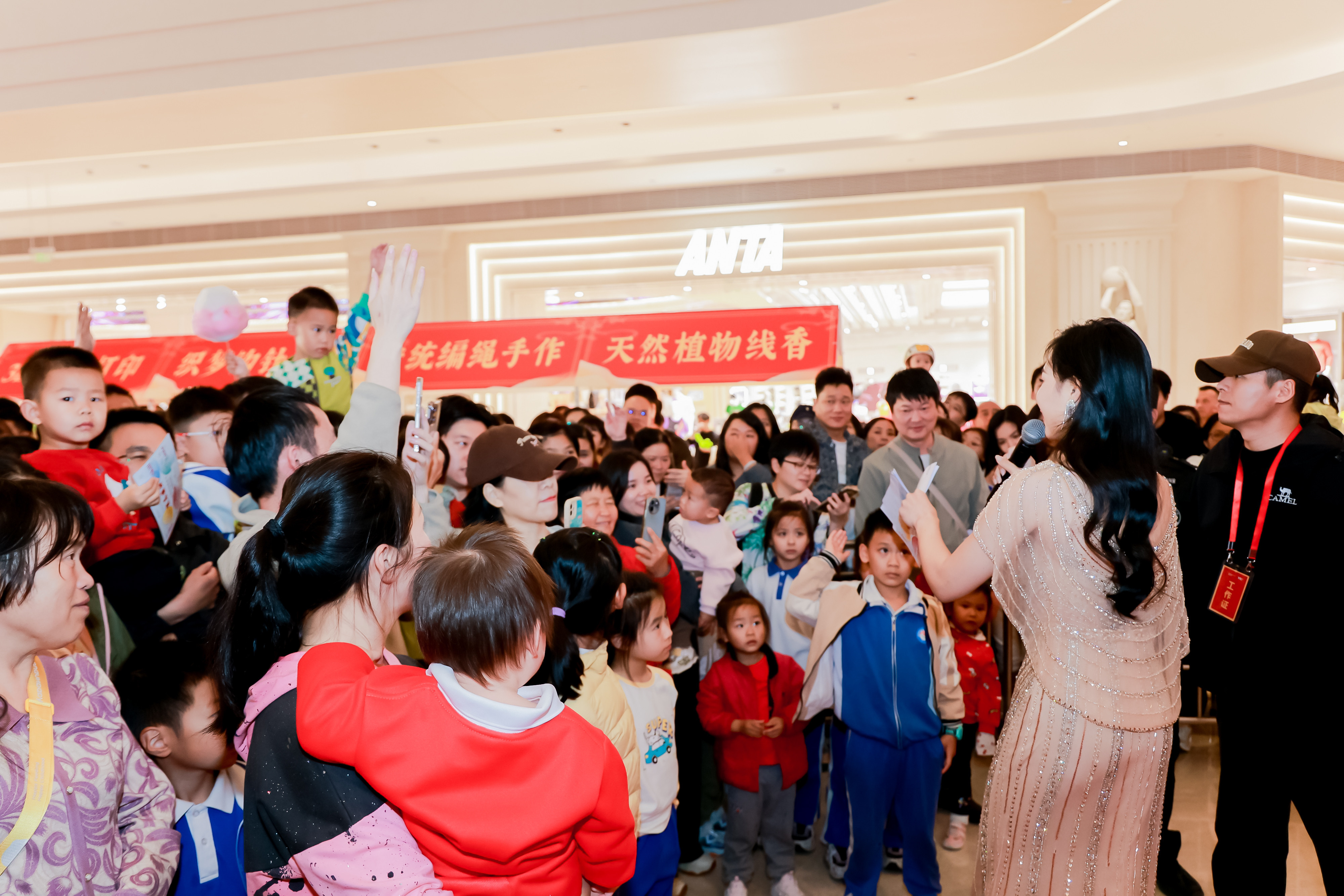 龙马精神，上元启新！“中国年&middot;世界年”龙华区欢乐闹元宵活动火热出圈