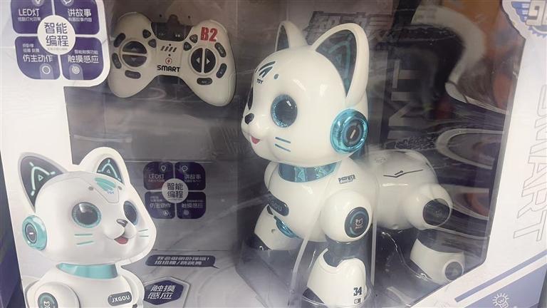 AI带娃神器成家庭消费新宠　叫好声中暗藏这些隐忧