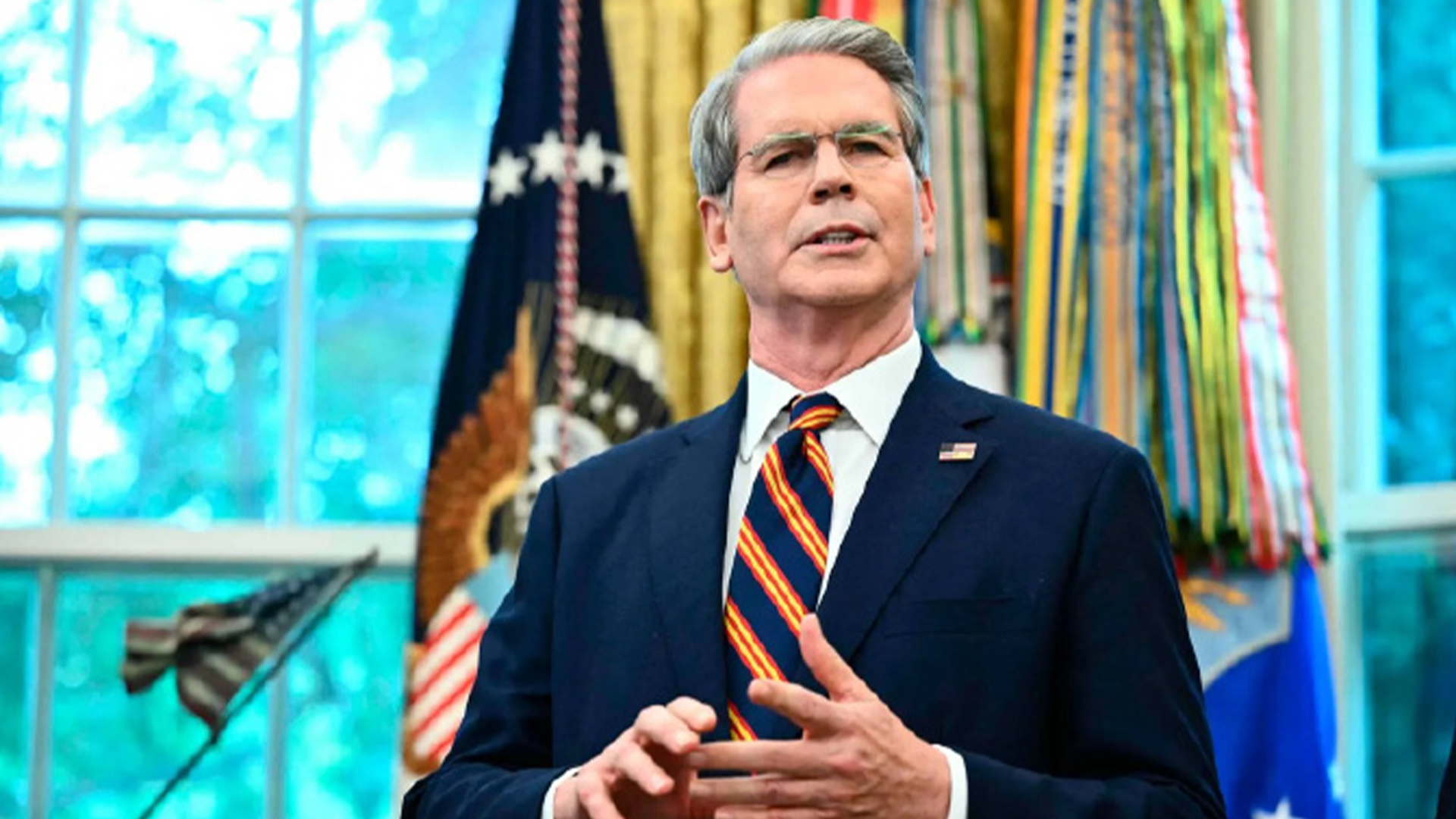 美财长想找中方谈谈：少购俄伊石油，看看美国货，多买大豆和飞机，顺便放松稀土管制