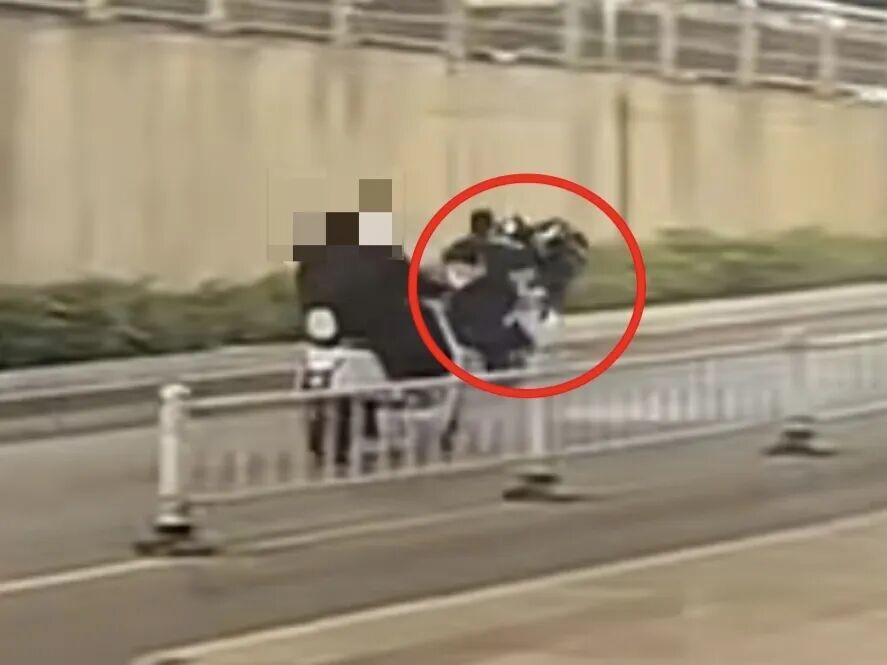 深夜街边“翘头”炫技 信丰朱某接受警方调查