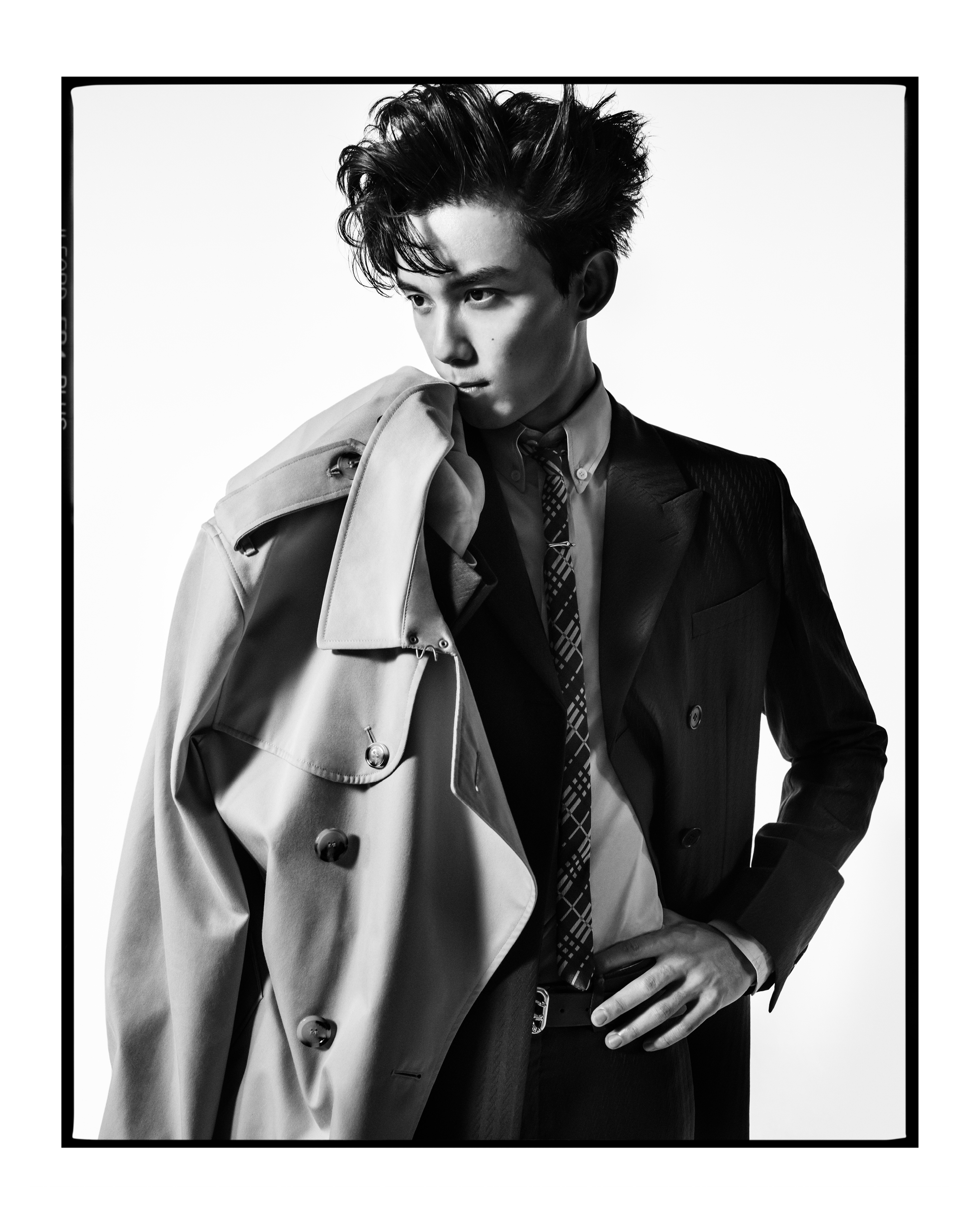 Burberry 隆重呈献《传奇风衣：经典映像》全球广告大片