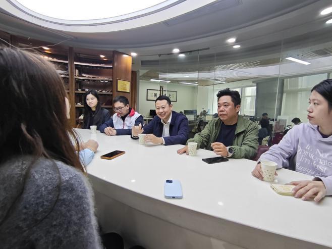 党建引领跨国共建,梅都社区雷锋日助残显温度