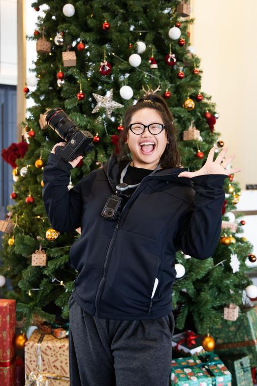 （李双的工作照）