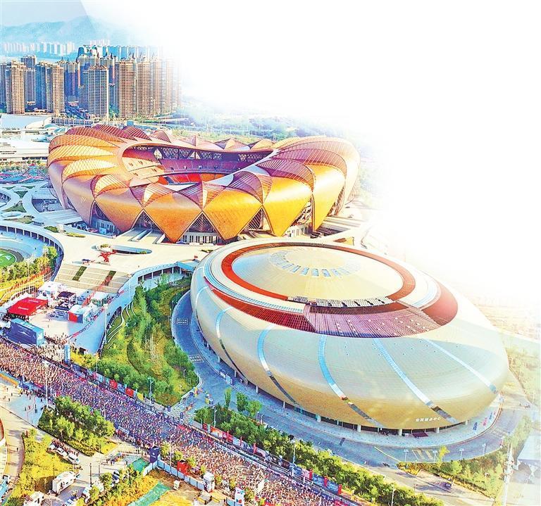 2025年5月25日,“兰州银行杯”2025兰州马拉松在兰州奥体中心激情开跑。4万名选手齐聚金城,用脚步丈量最美金城,以激情点燃黄河之滨。新甘肃·甘肃日报记者 田蹊