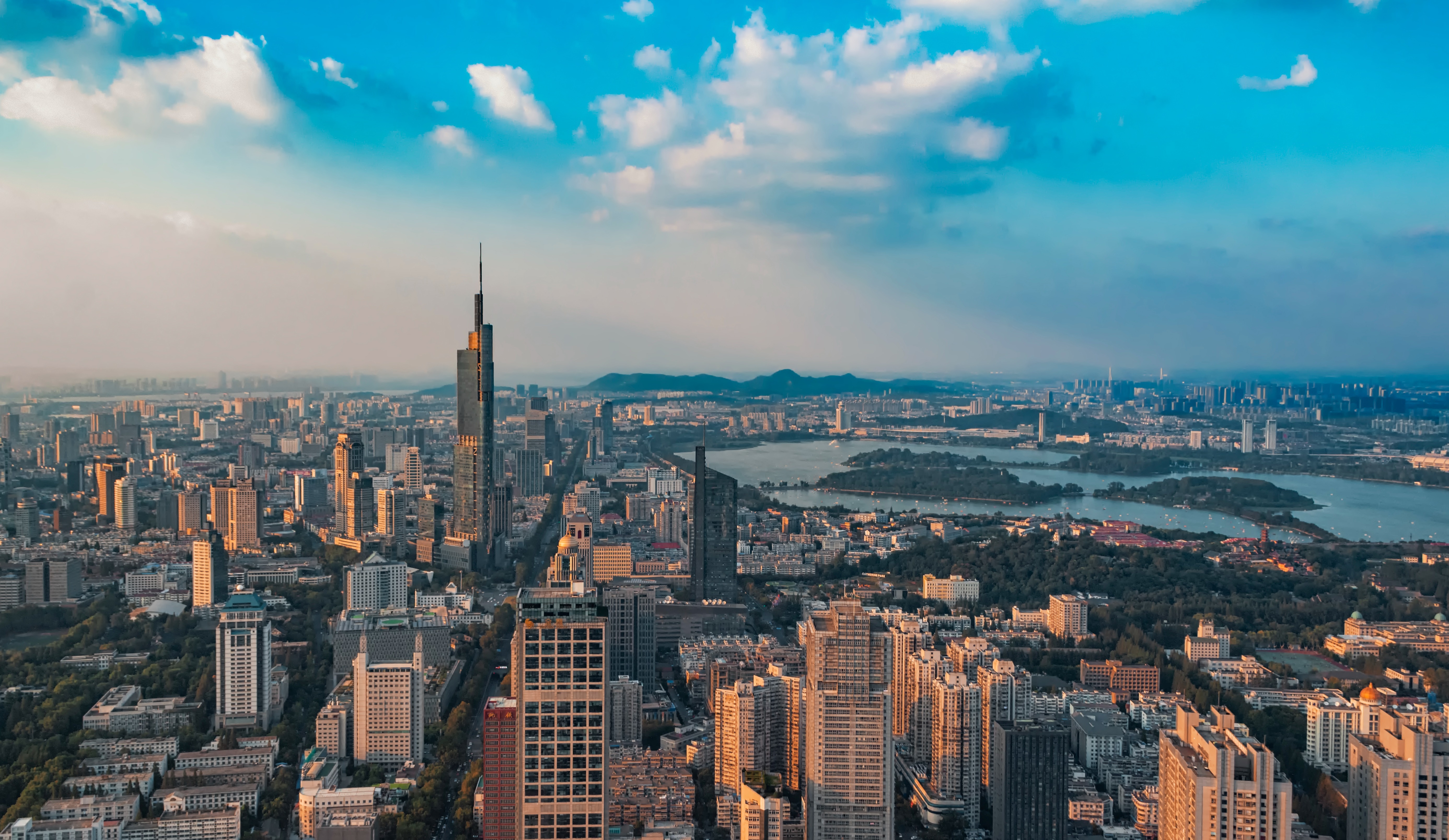 南京，在德国斯图加特发出“合作邀请”