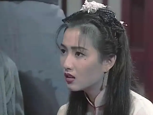 郑秀文演的女鬼飘雪