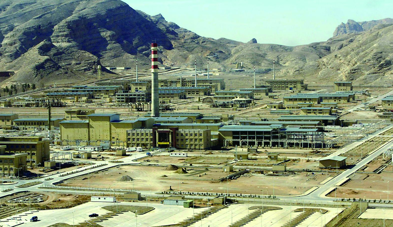 图为伊朗境内范畴较大的伊斯法罕核秩序