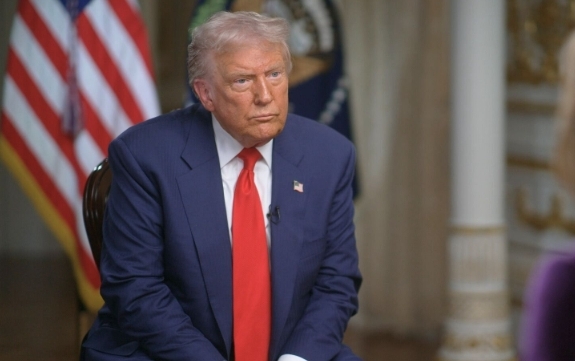 哈梅内伊身亡，特朗普回应其接班人选