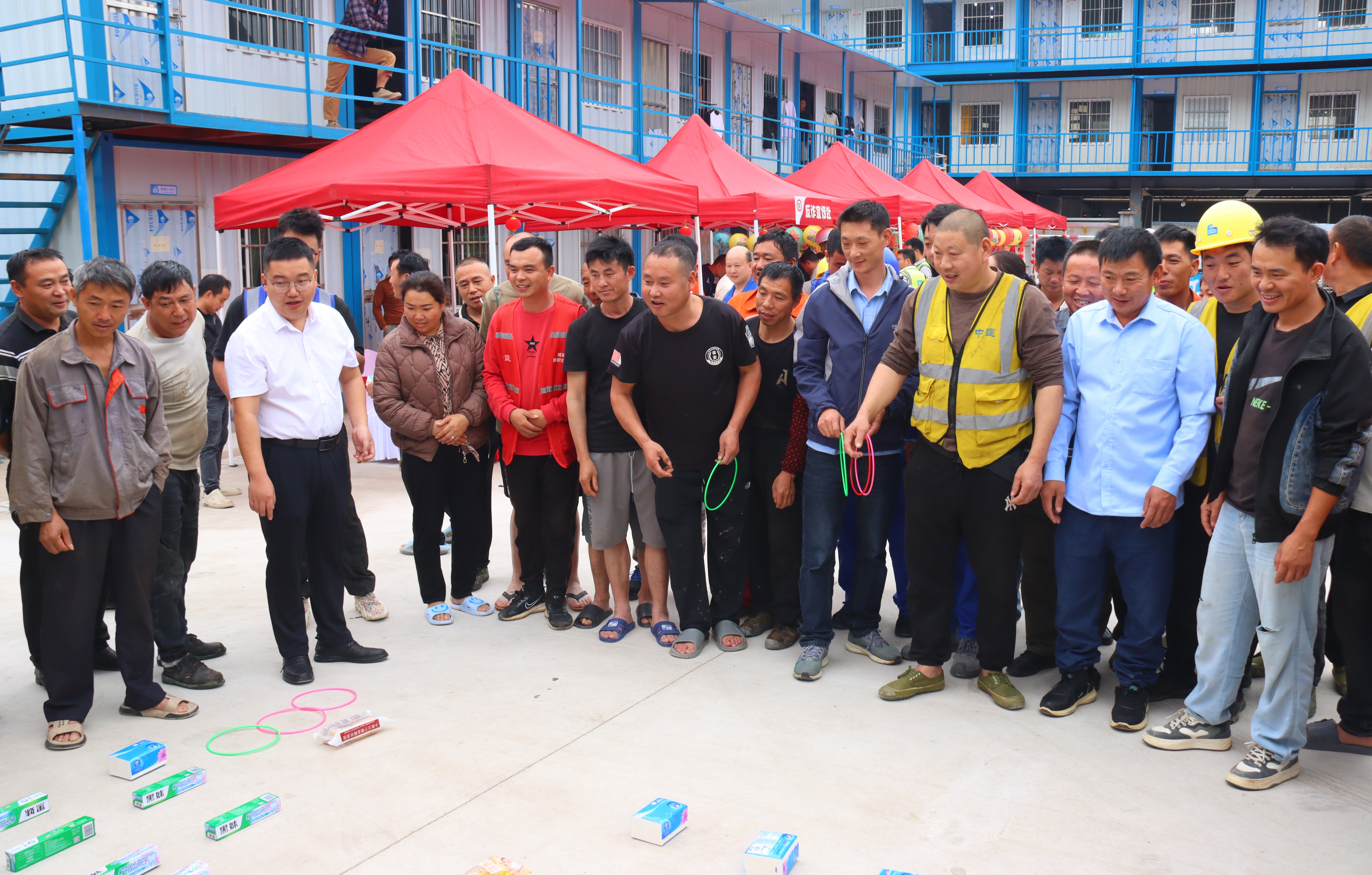 打造暖心家园！这个元宵中建科工深圳歌剧院项目工友村充满了欢声笑语