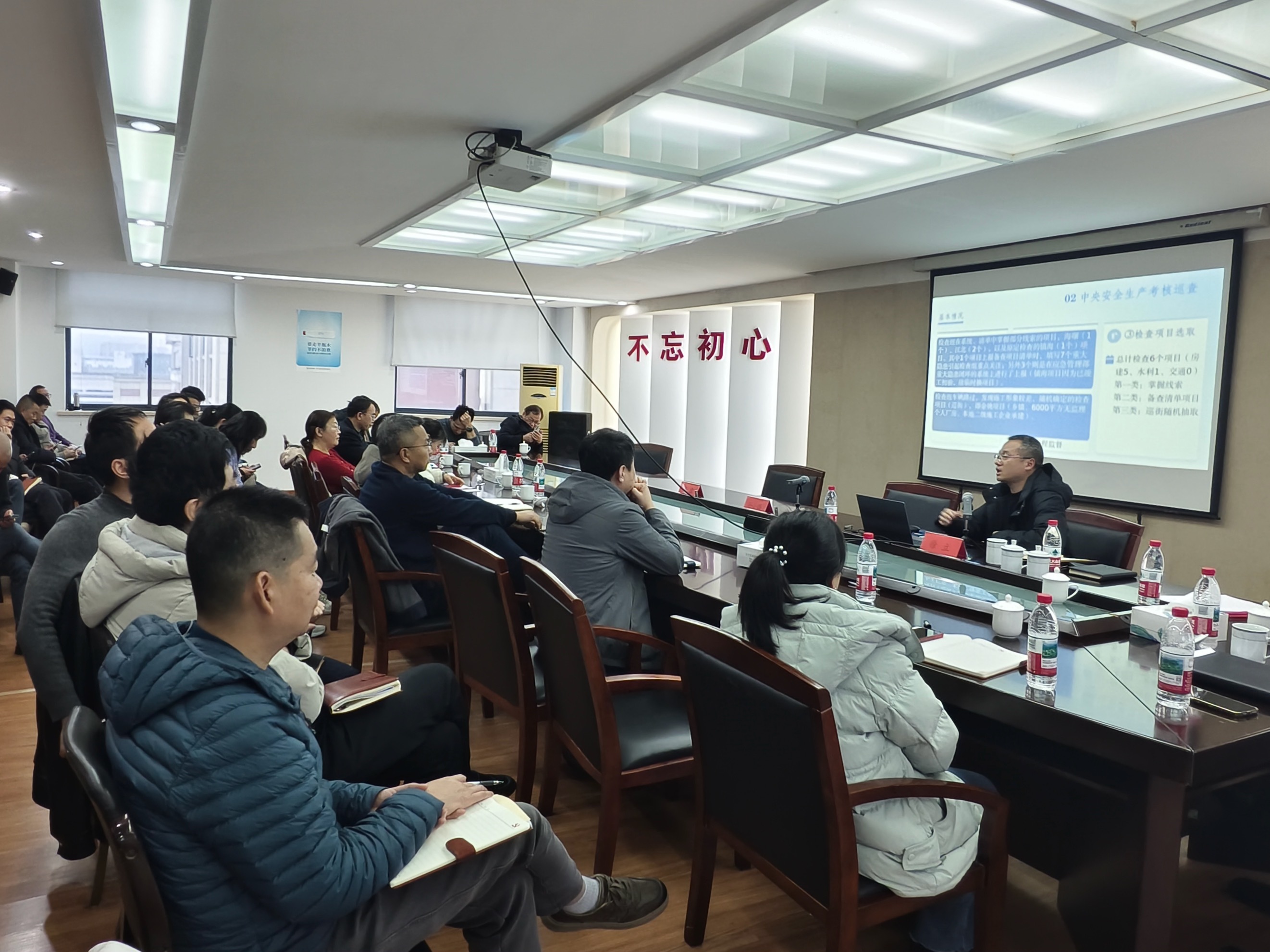 市区联动聚合力 党建引领启新程 北仑区住建局创新“三位一体”党建联建模式