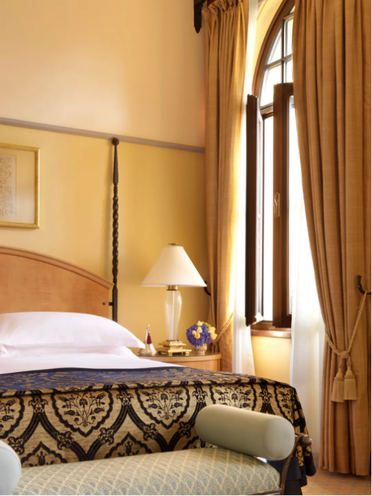 当囚室变温泉,法庭成会客厅,这些酒店太会玩!