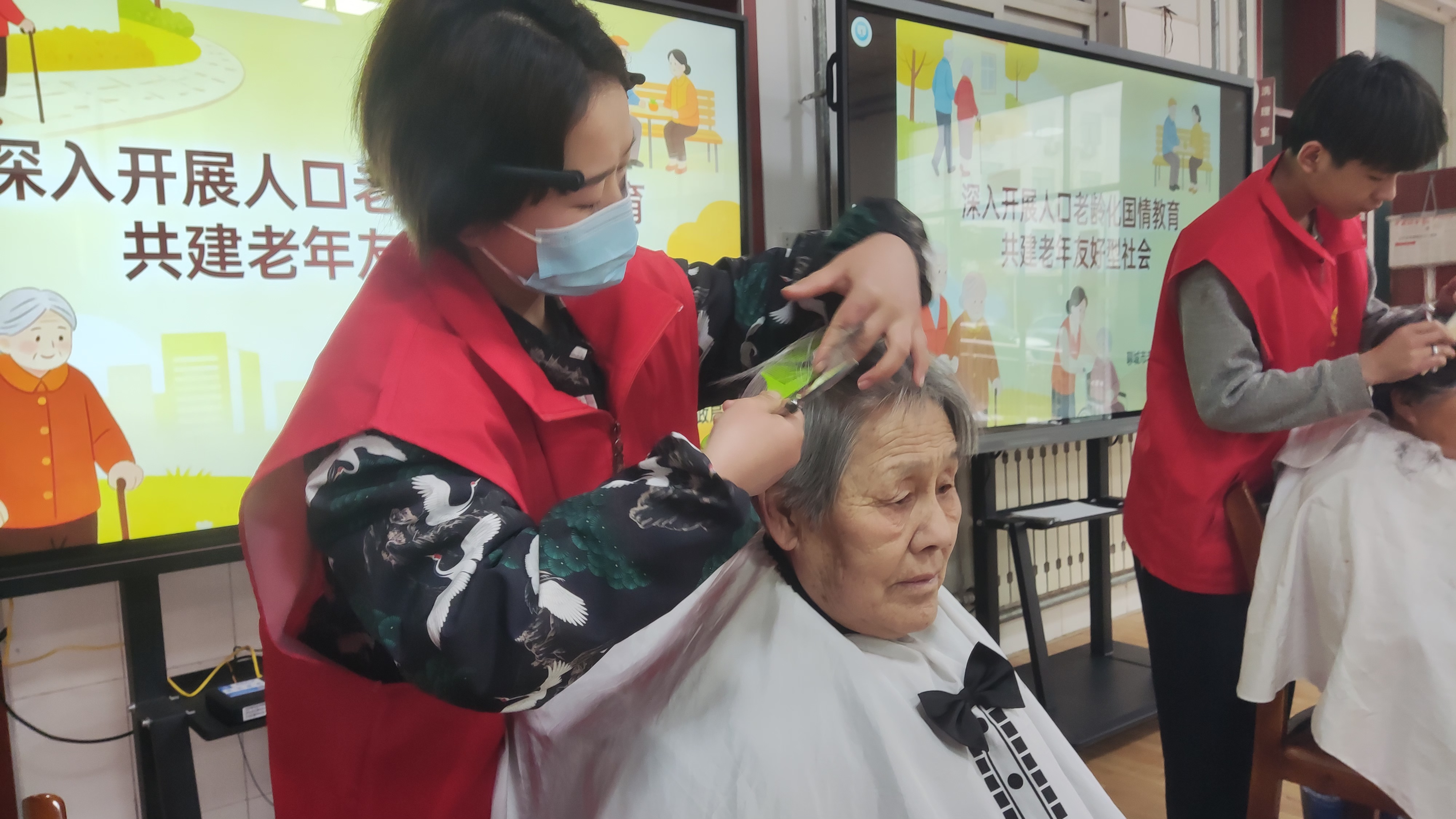 聊城开展敬老志愿服务助力老年友好社会建设