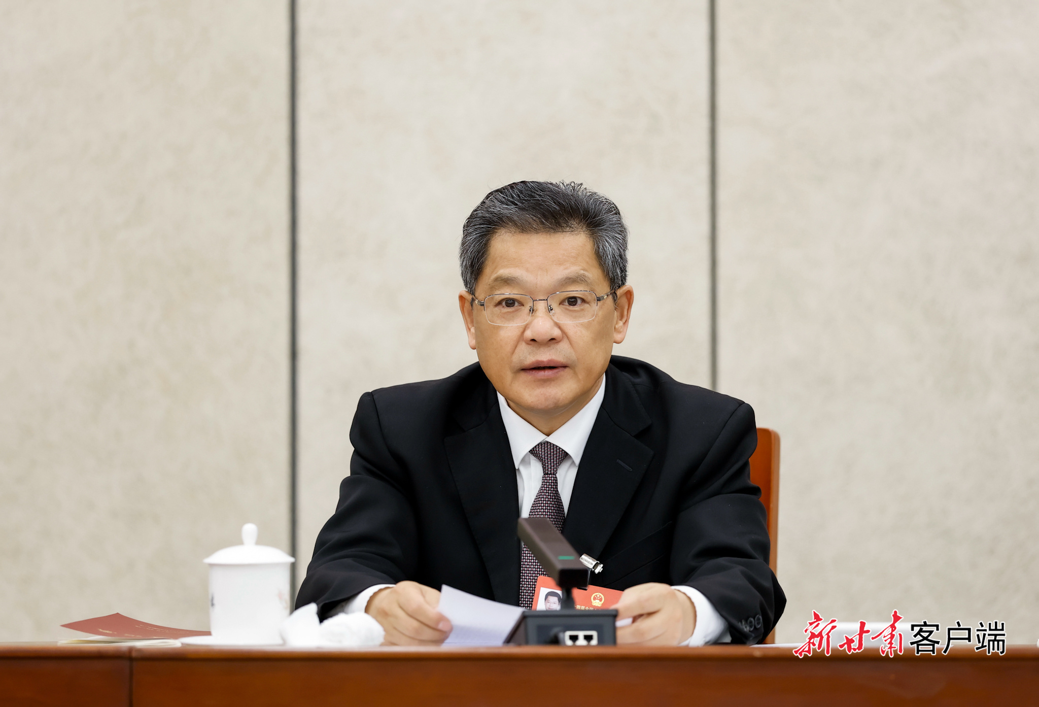 3月6日,全国人大代表、省委副书记、省长任振鹤在甘肃代表团审查“十五五”规划纲要草案。新甘肃·甘肃日报记者 孟捷