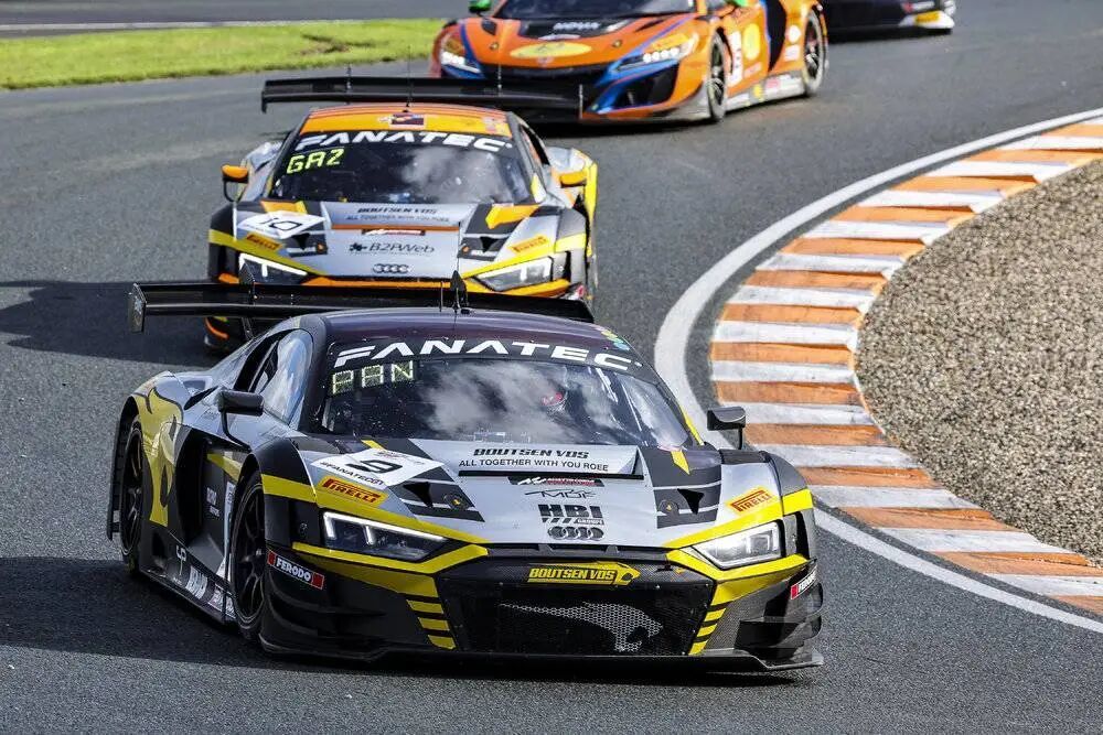 小米舞超跑 意在“欧公子”