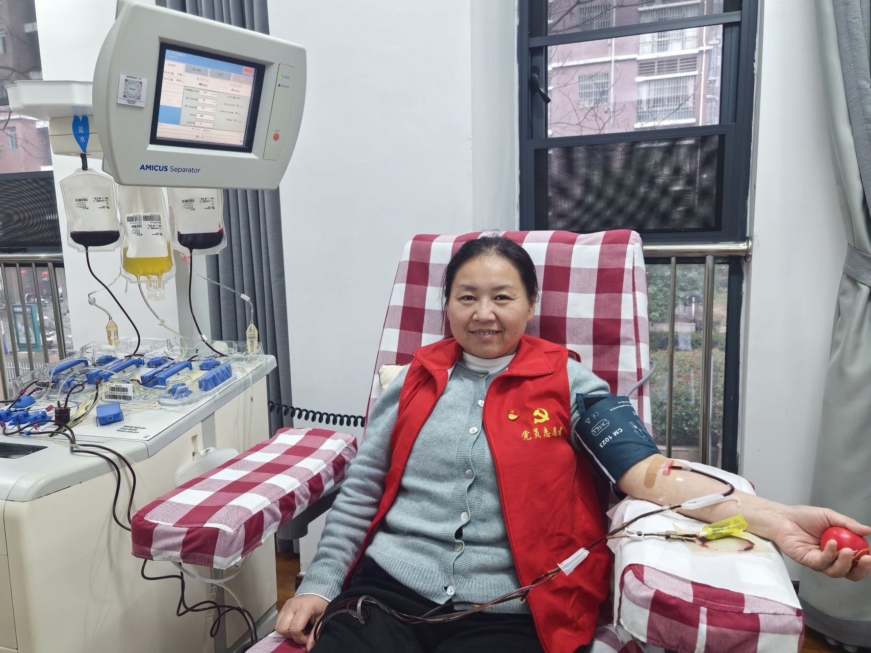 “全国无偿献血奉献奖金奖”！抚州万敏慧用24年书写生命“双向奔赴”