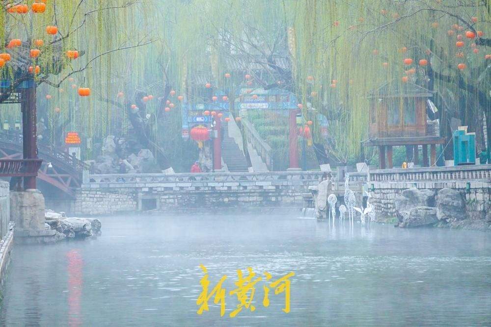 冷空气解锁泉城仙境 黑虎泉现“云雾润蒸”景观