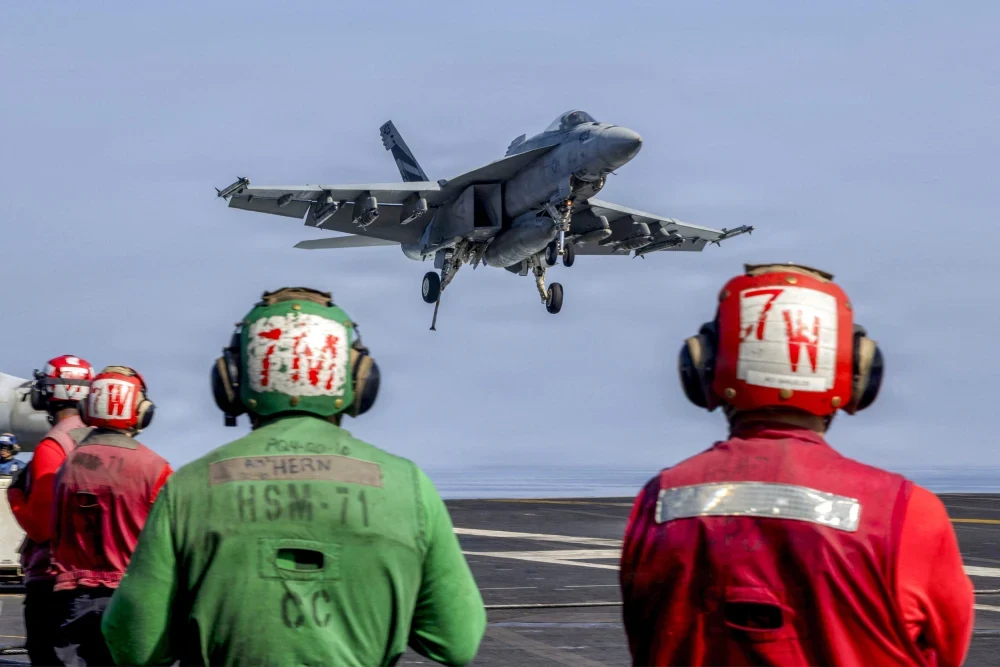 美媒:特朗普私下考虑向伊朗部署美军地面部队