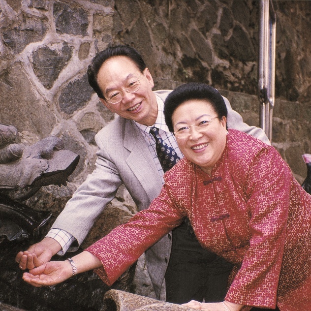 周尔均、邓在军夫妇