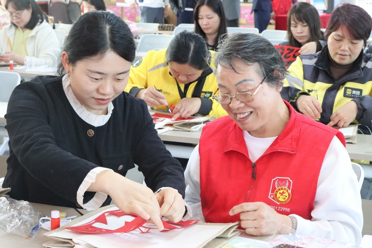 致敬她力量，绽放新时代！深圳市慈善会举办三八妇女节主题关爱活动