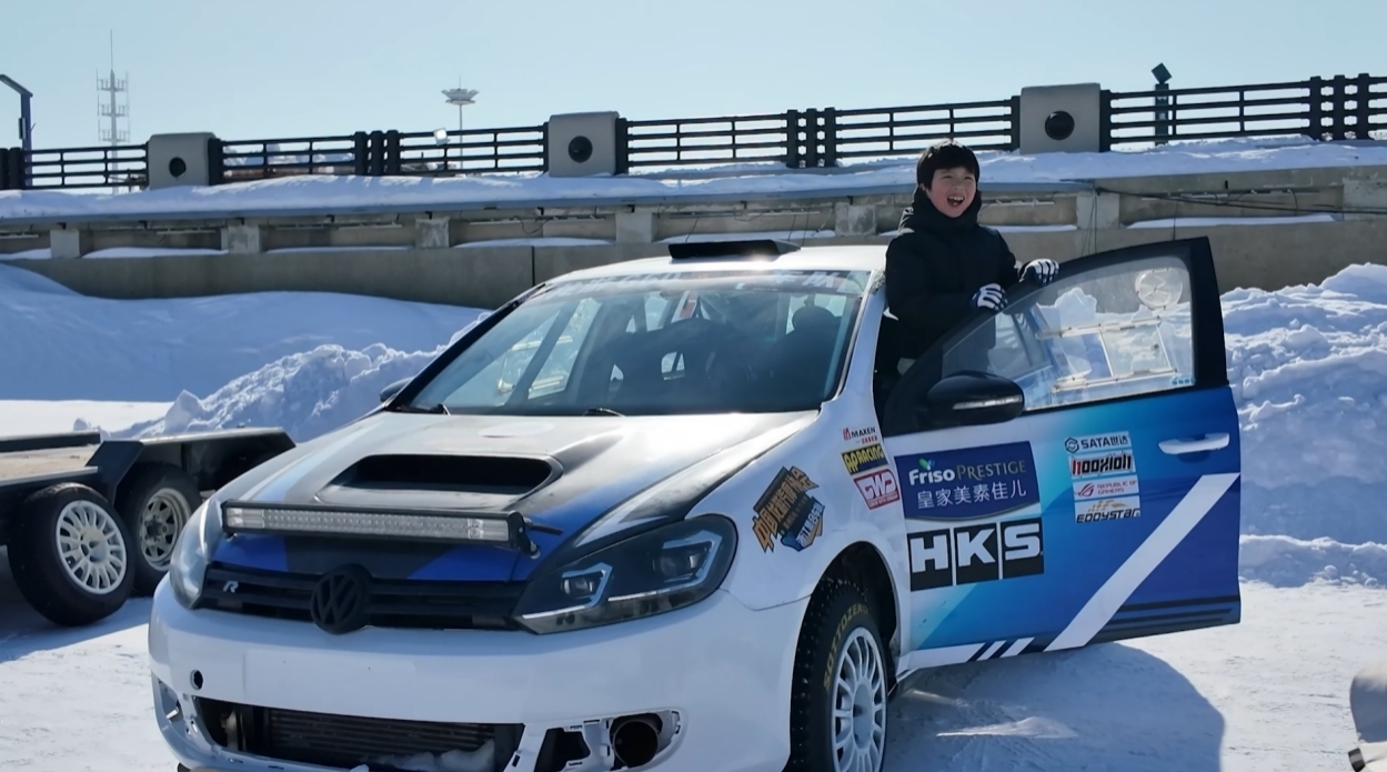 7岁赛车手邵子晏