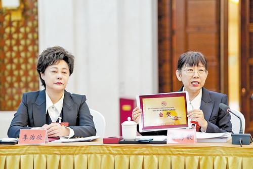 �ӱ���ũ���֤�ϸ� ƻ�����˽�