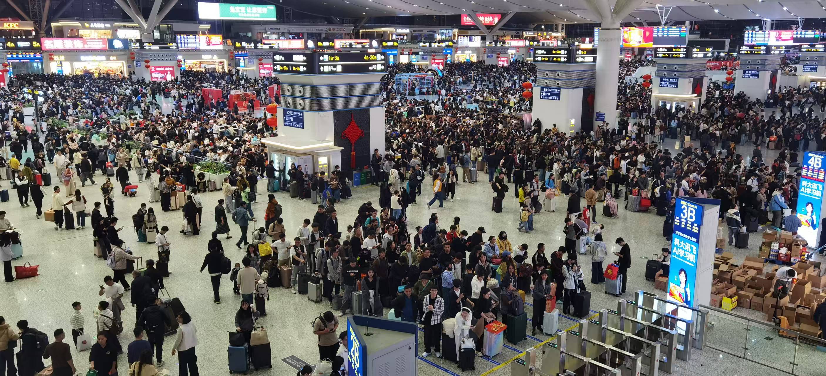 16个不眠夜 “多”送百万旅客返乡返岗