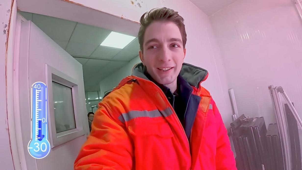 跟外国博主一起,探秘登上冬奥会的“长沙屏”的硬核实力