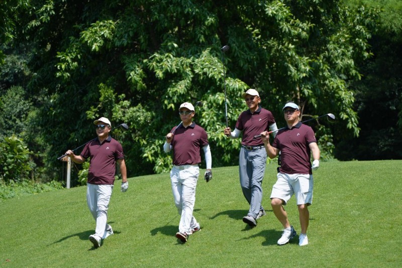 图 酣客杯高尔夫球赛构建了银发群体交流的平台