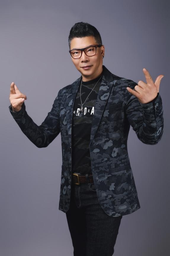 曹祖峰：从手术刀到镜头的“跨界引力”