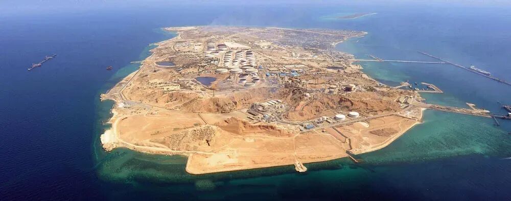 唐驳虎:特朗普认怂了?不,这两个伊朗岛屿危险了