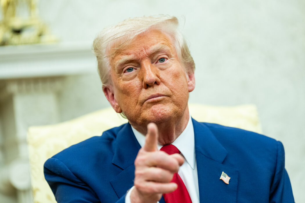 伊朗被曝在霍尔木兹海峡布设水雷,特朗普回应