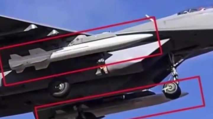 塞尔维亚米格-29战机挂载中国超音速导弹亮相