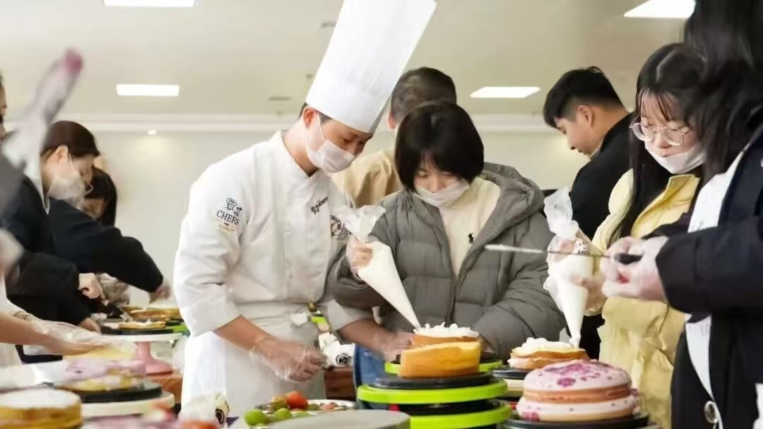 投壶、套圈、做蛋糕，抚州融媒这场活动“甜度”爆表