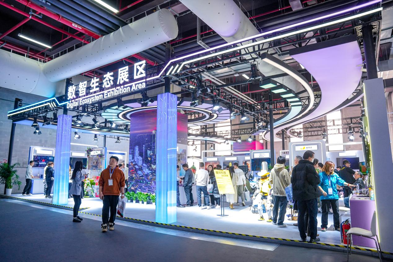 AWE2026首次落地 “一展双区”模式:新增东方枢纽国际商务合作区展区